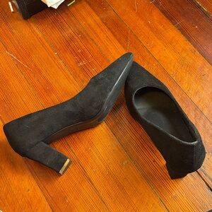 Classic Black Suede Mid-Heel Pumps - Women's Dress Shoes